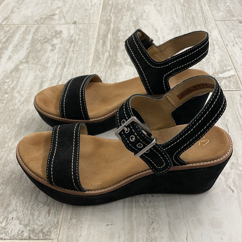 CLARKS Artisan Women’s Aisley Orchid Wedge Sandal Size 12M - Picture 3 of 9